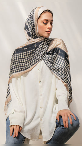 Houndstooth in Satin